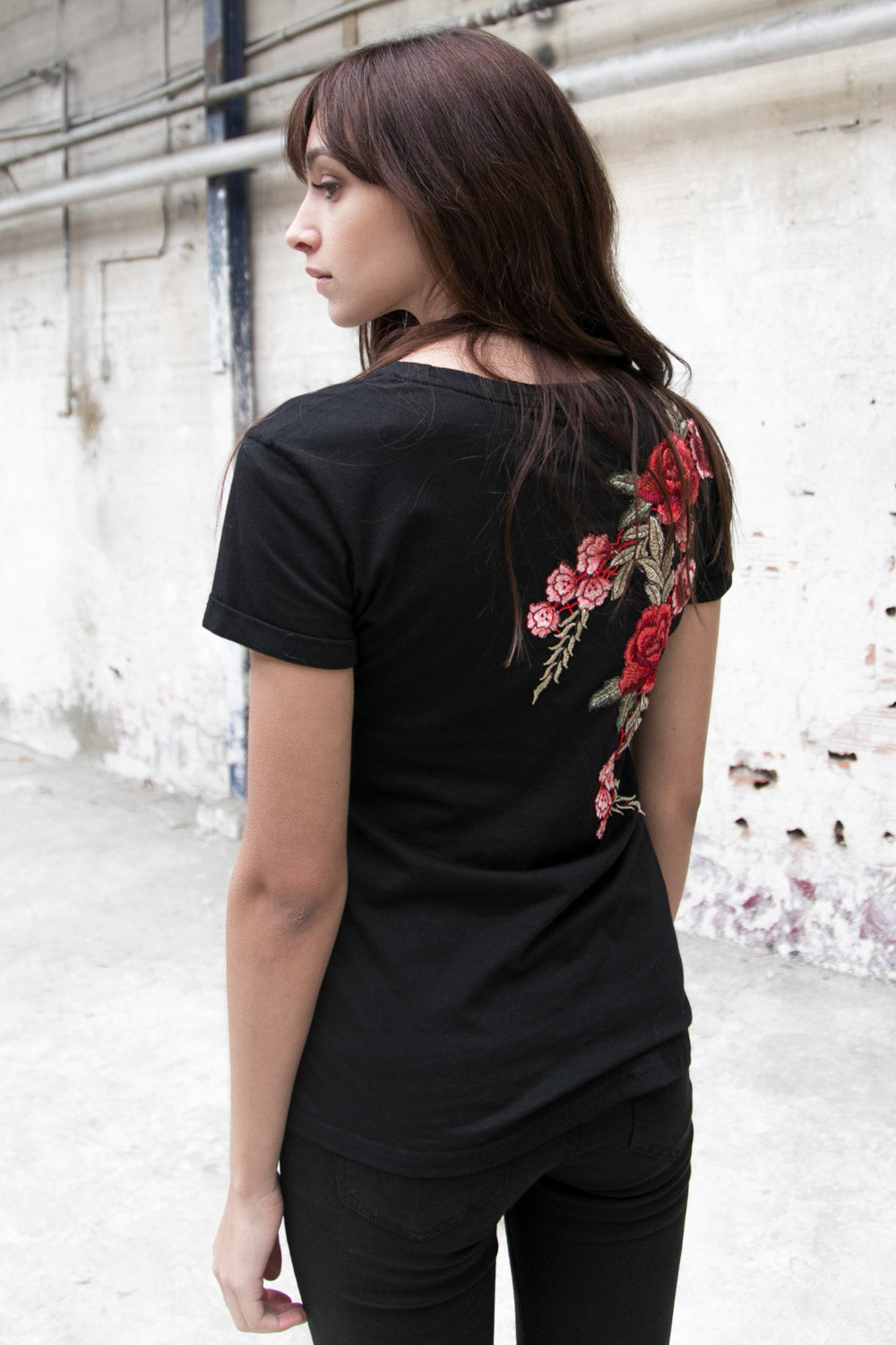 Sixth June - T-shirt brodé fleurs noir