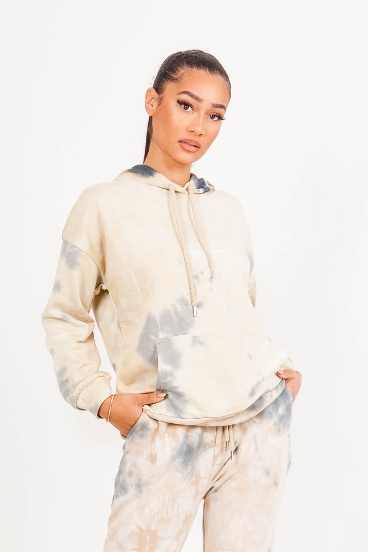 Sixth June - Sweat à capuche large tie dye beige