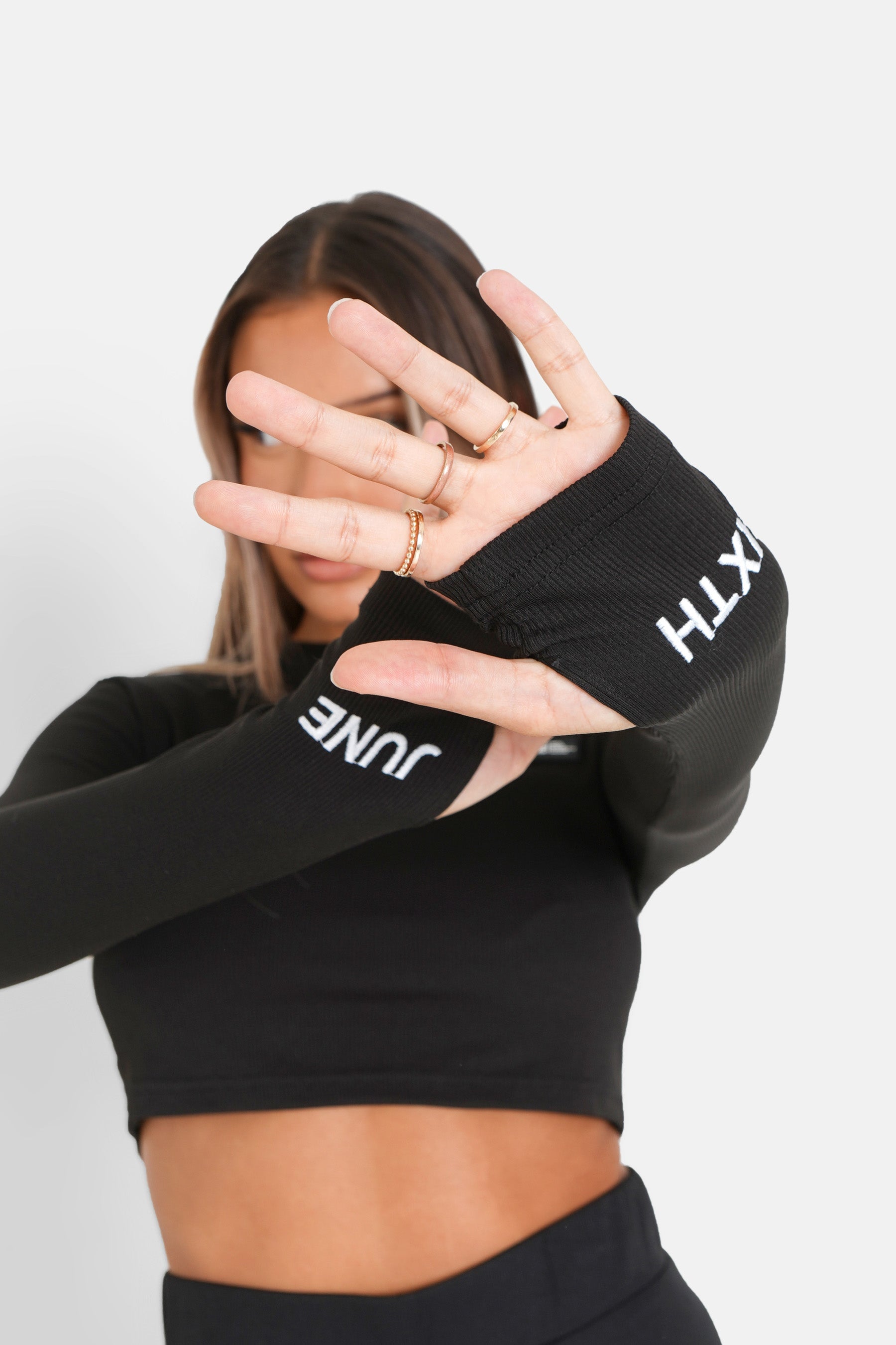 Sixth June - T-shirt court satiné brodé Noir