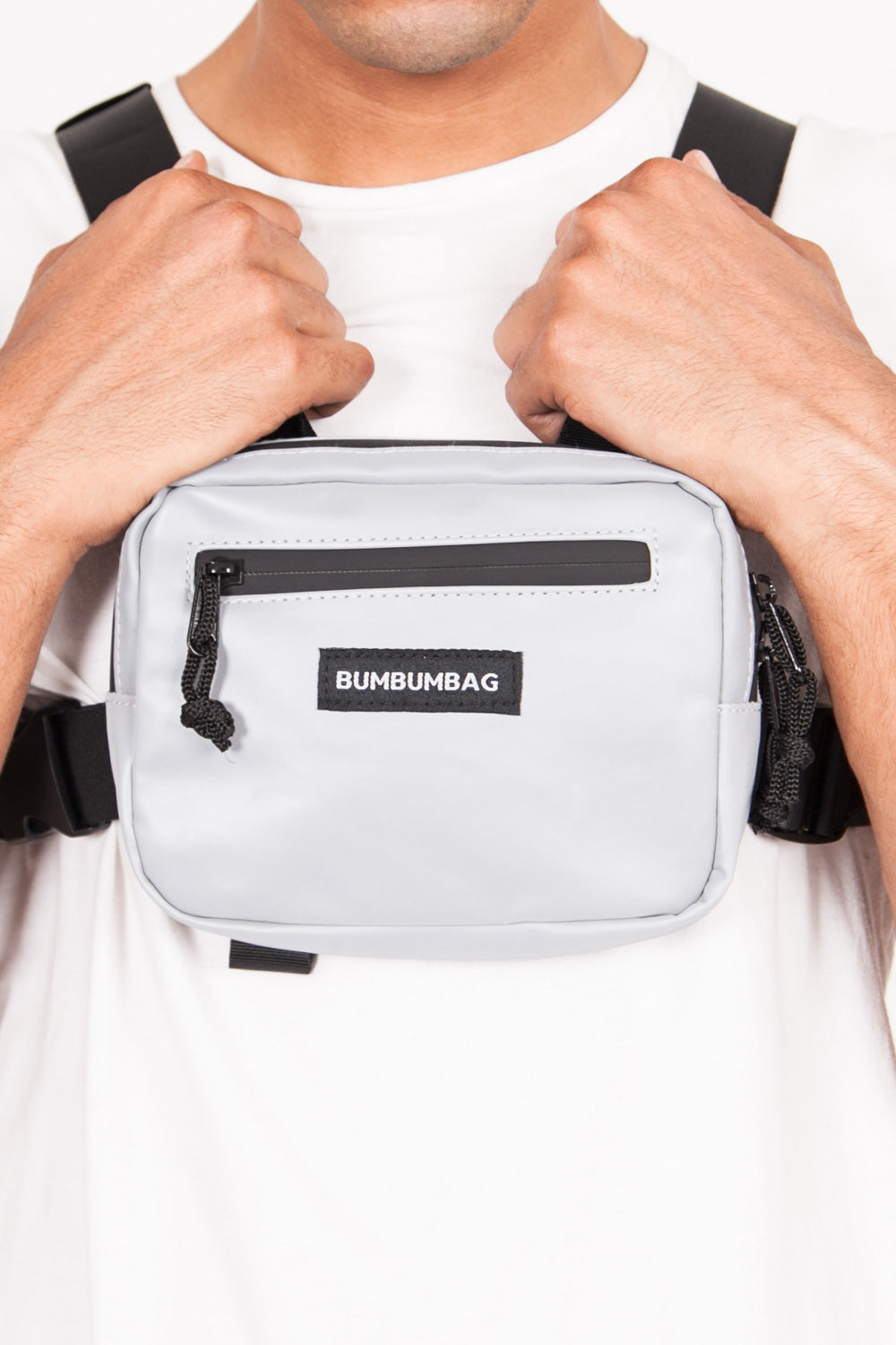 BumBumBag - Mini sac poitrine réfléchissant logo gris