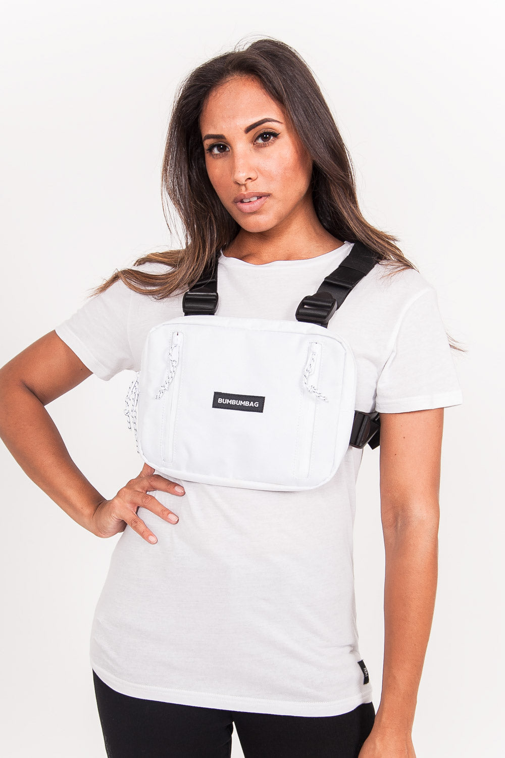 BumBumBag - Petit sac poitrine texte zip blanc