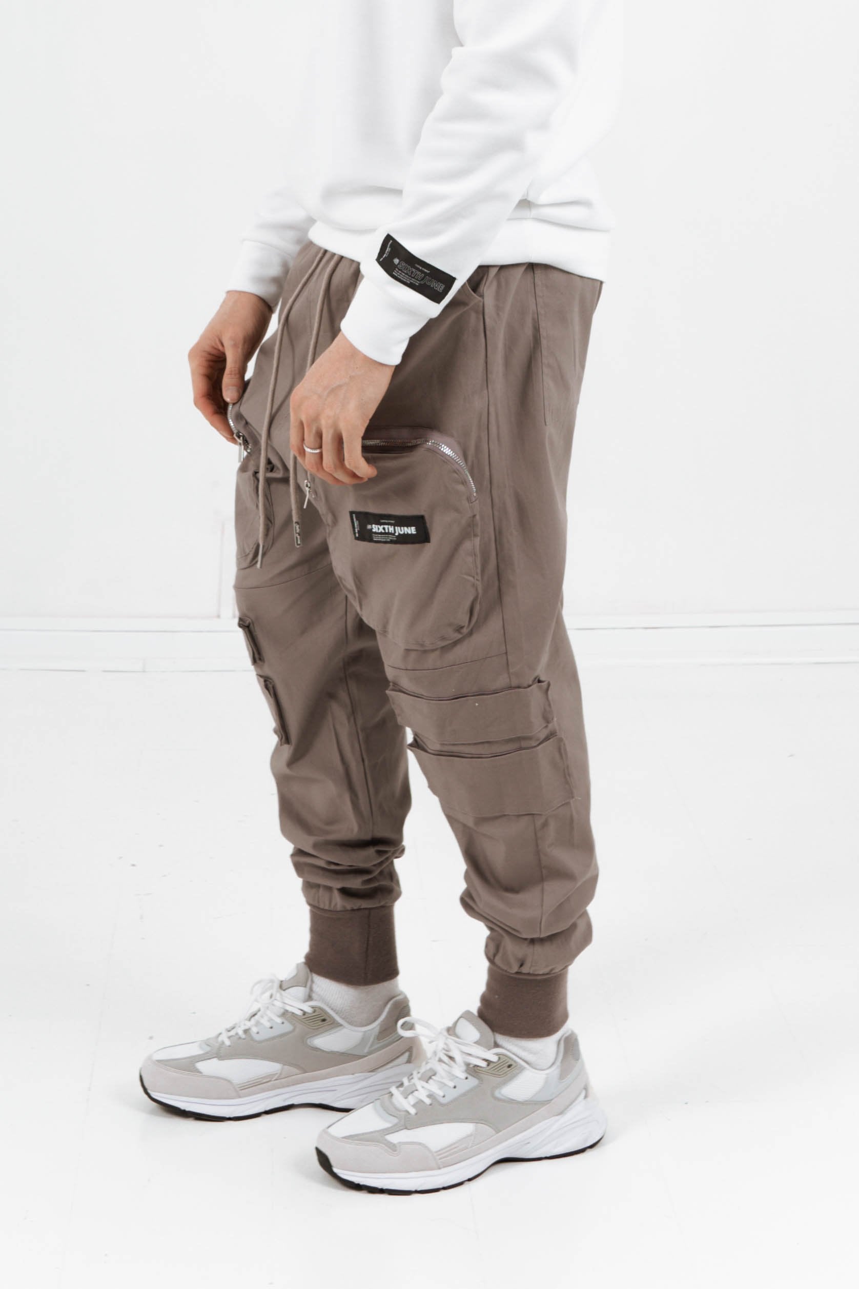 Pantalon cargo poche zip Marron