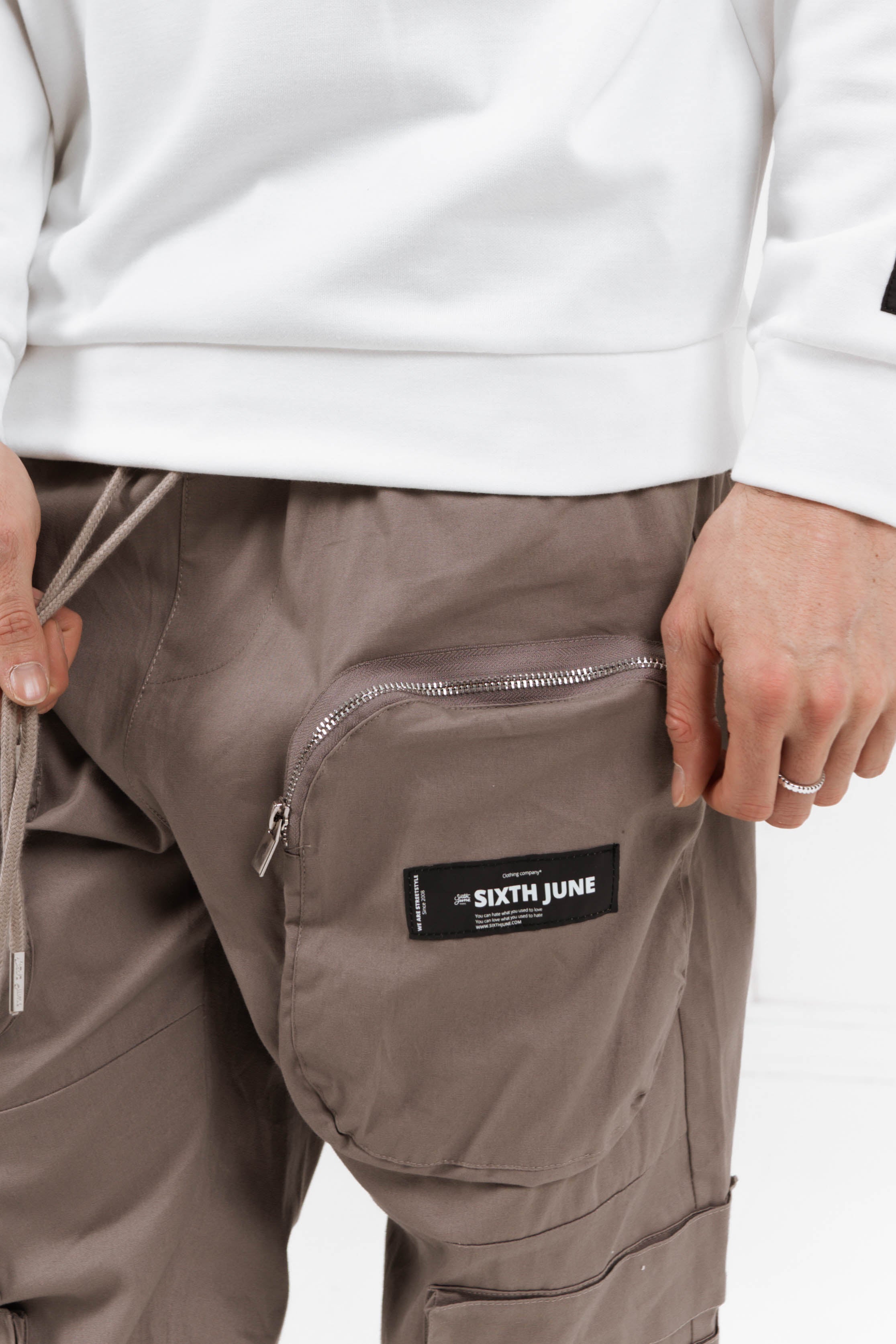 Pantalon cargo poche zip Marron