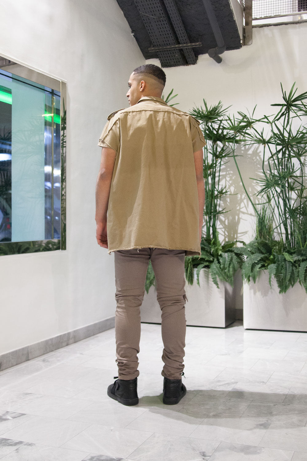 Sixth June - Chemise sans manches Safari beige M2425VSH