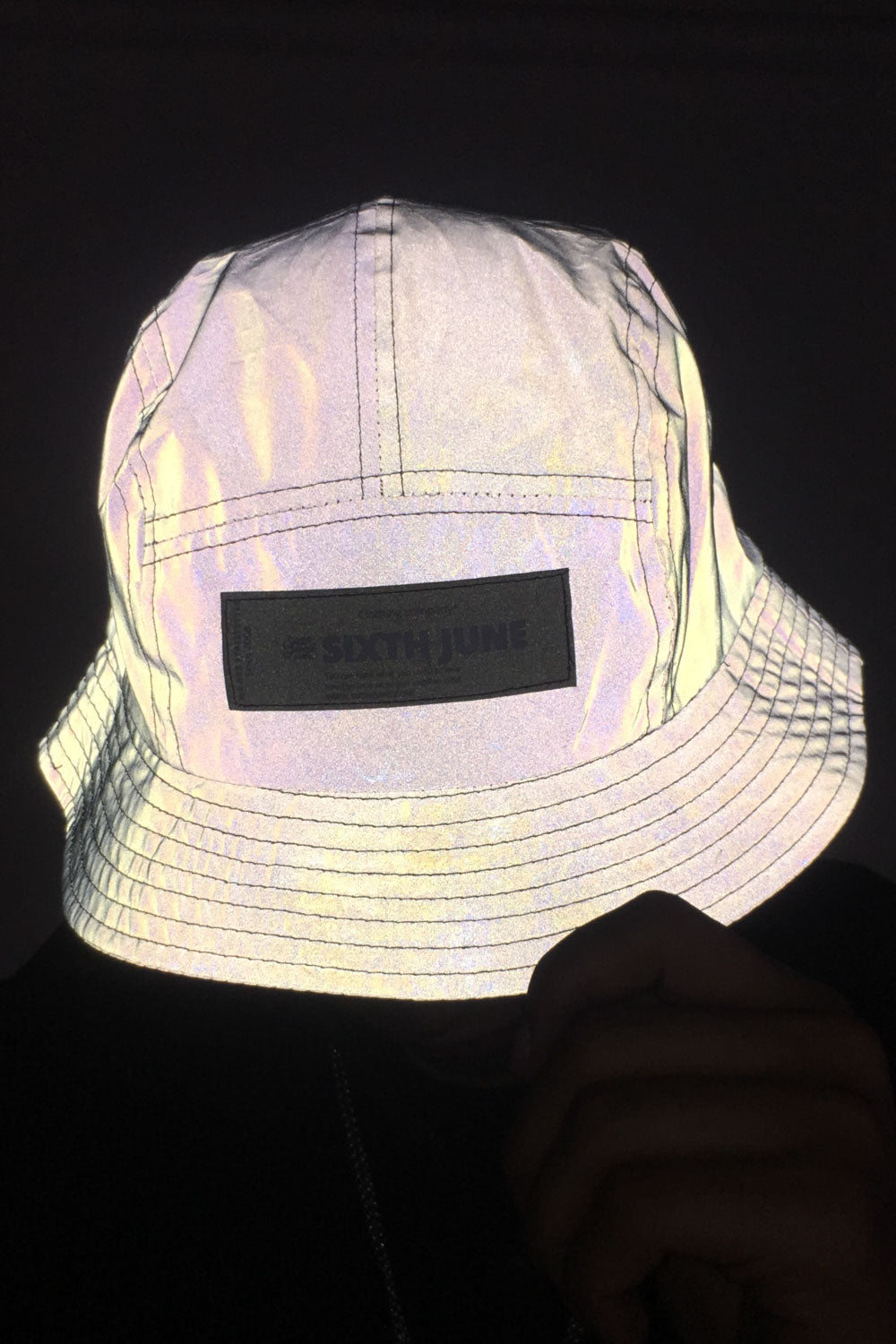 Sixth June - Bob réfléchissant patch logo noir