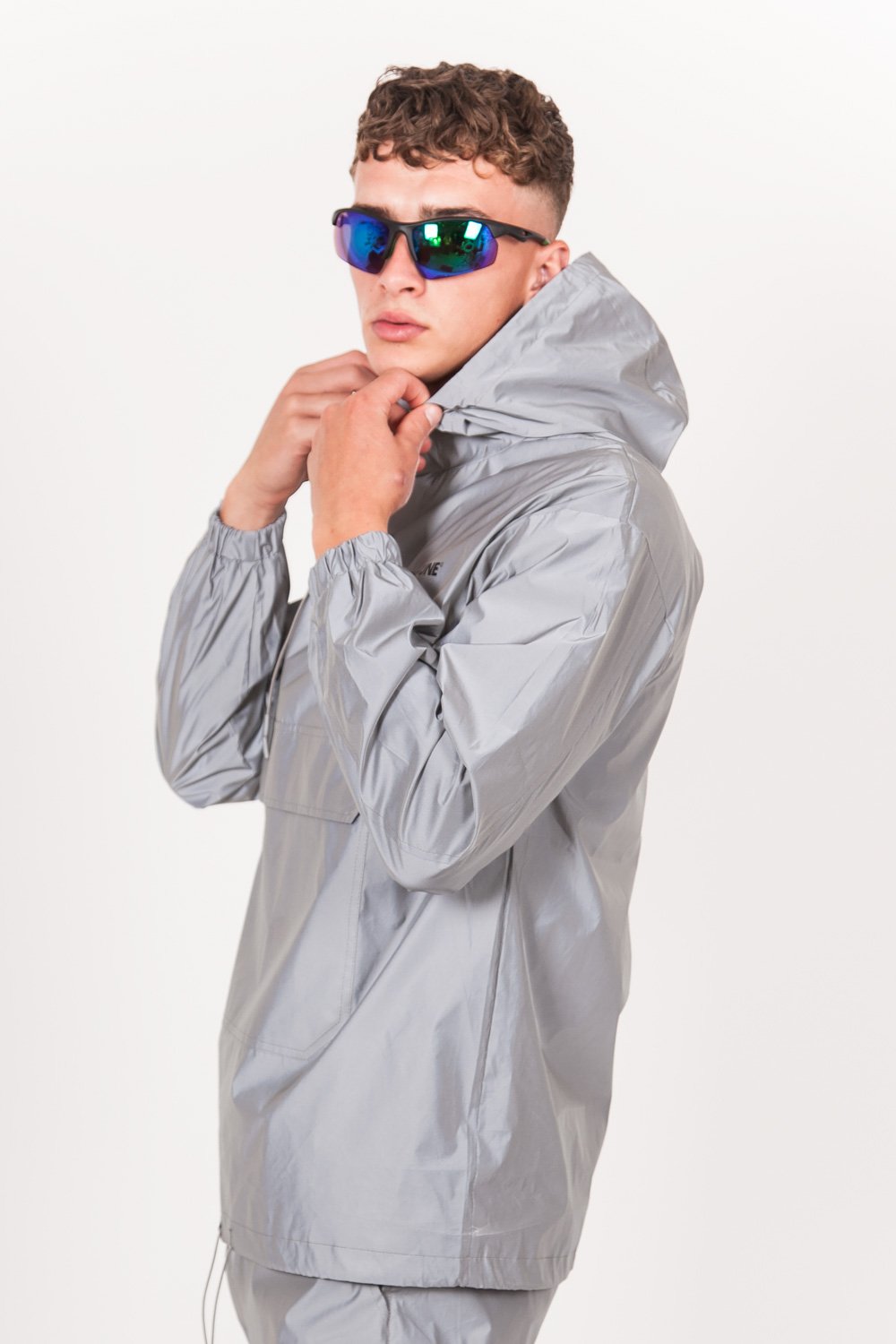 Coupe vent réfléchissant logo gris clair