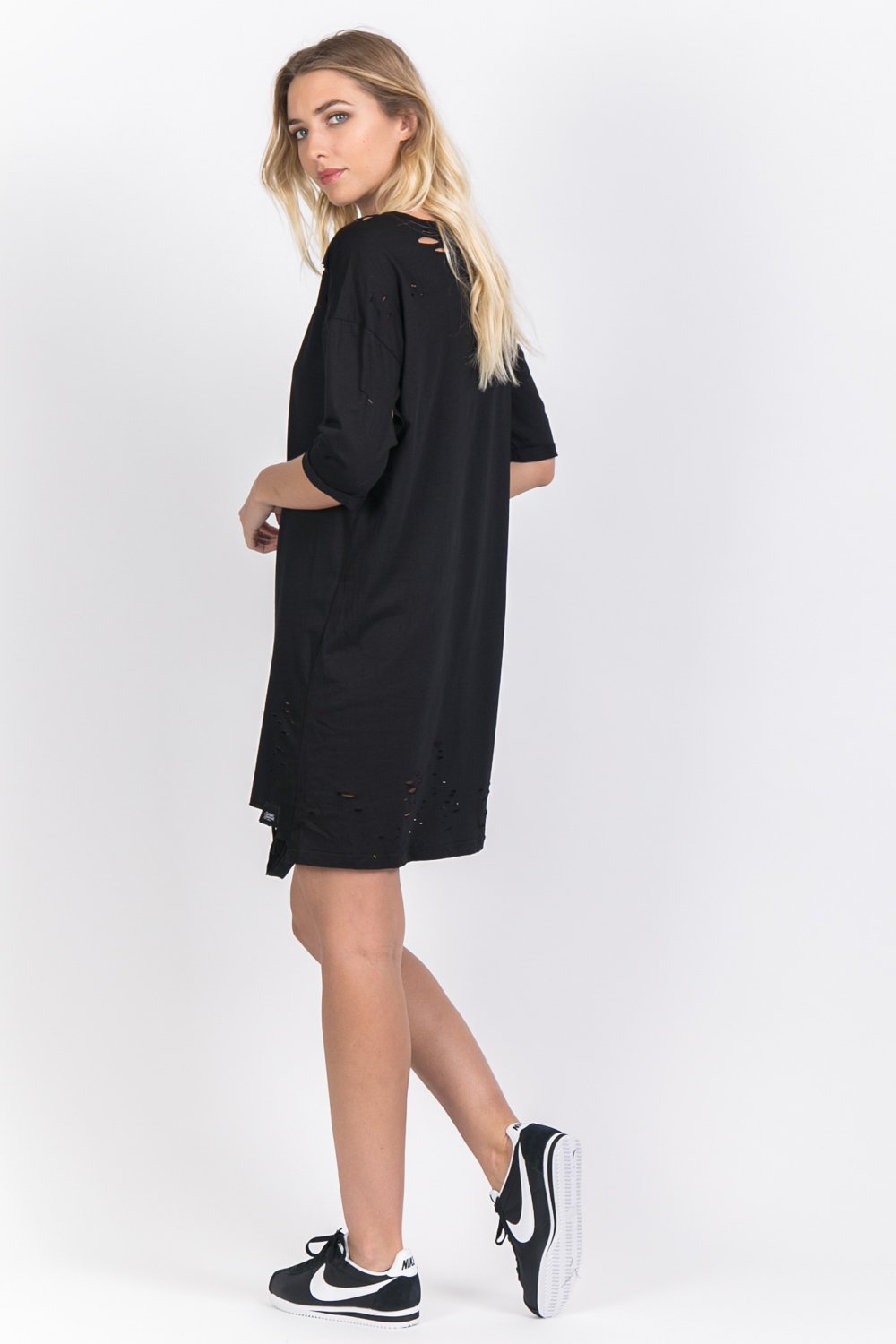 Robe t-shirt destroy logo noir