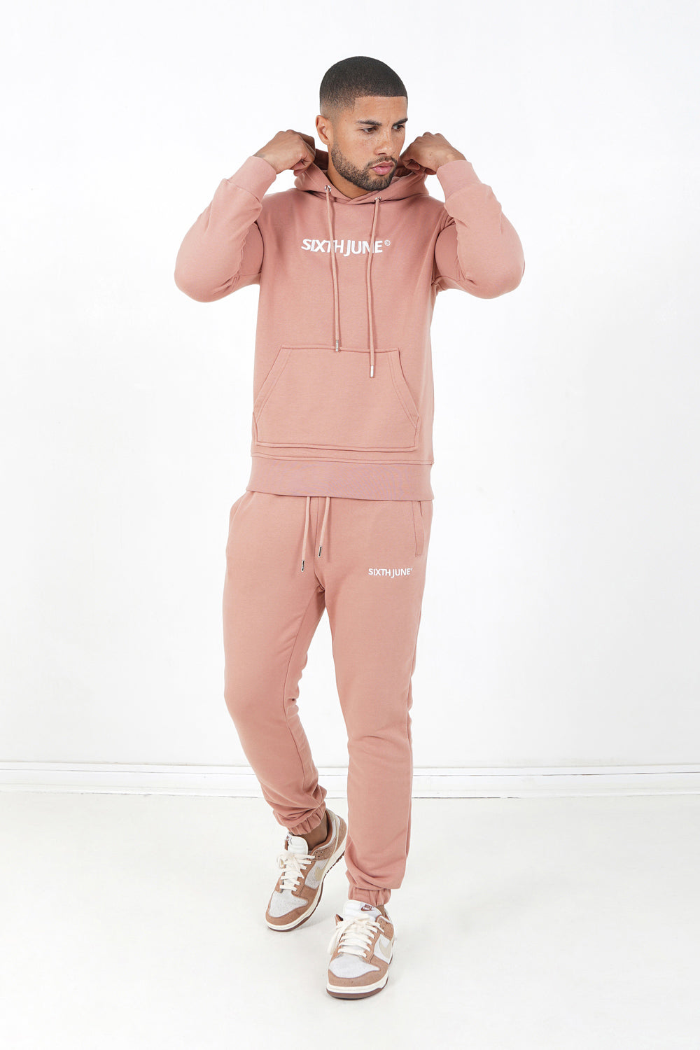 Sixth June - Sweatshirt capuche logo brodé Rose