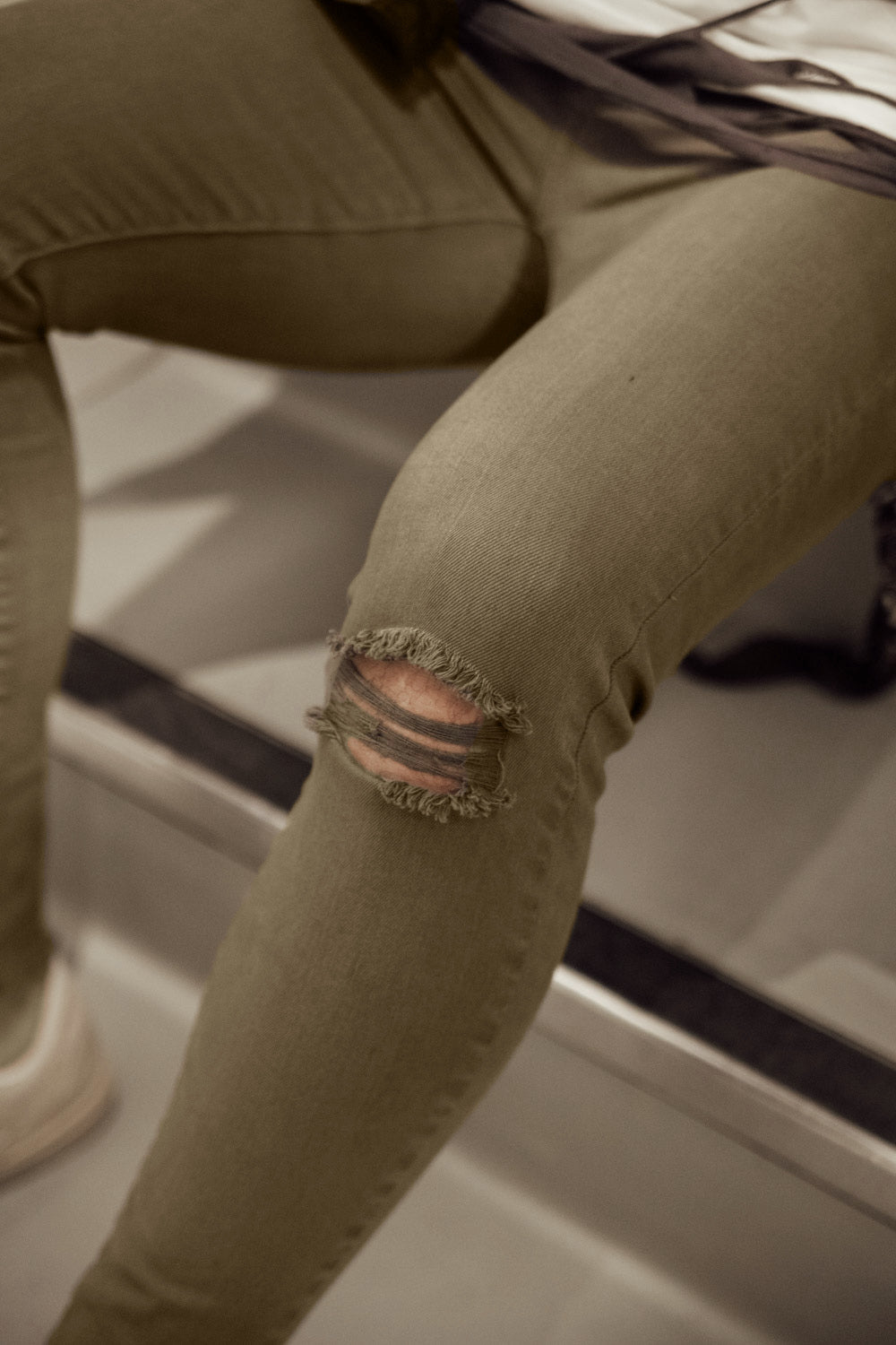 Sixth June - Jean genoux destroy kaki M2448HDE