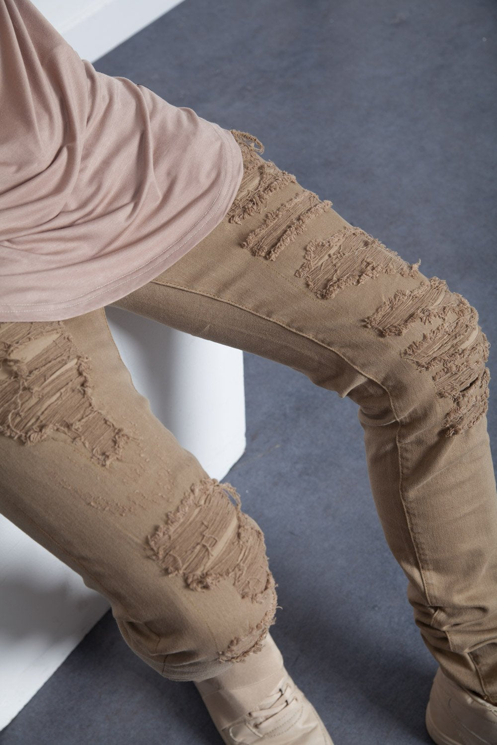 Denim destroyed inside patches sand