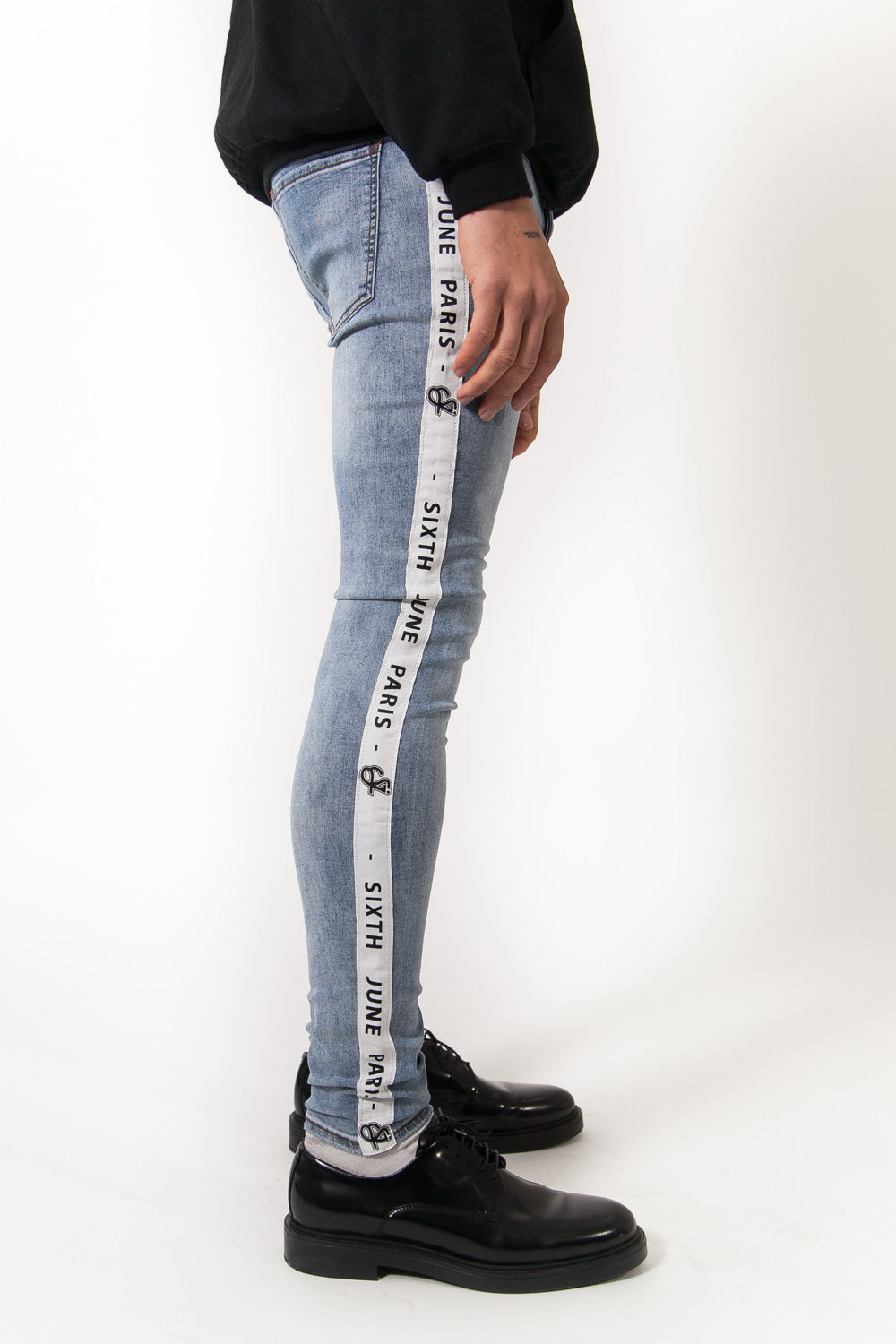 Sixth June - Jean bande blanche logo bleu