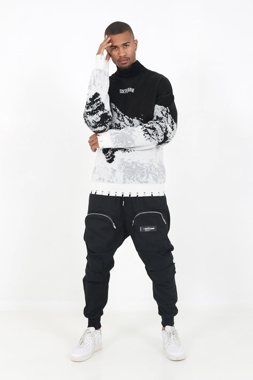 Sixth June - Pull imprimé montagne Noir