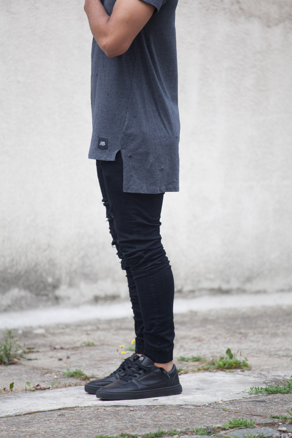 Sixth June - T-shirt asymétrique oversize gris foncé 2131C