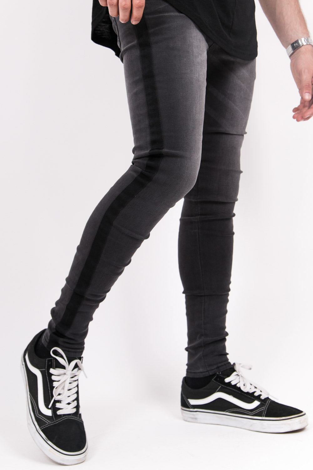 Sixth June - Jean bande noir gris foncé