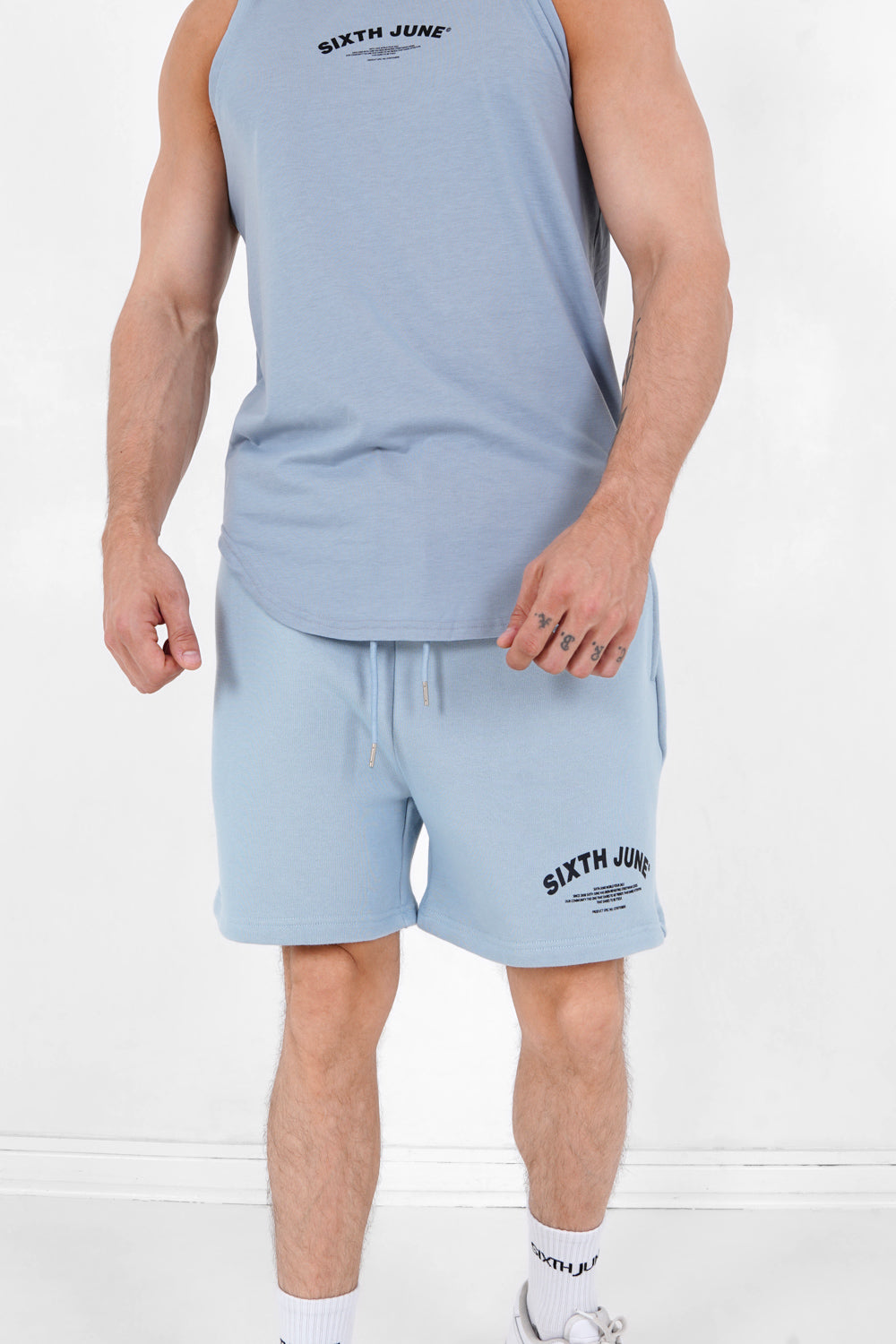 Sixth June - Short logo incurvé Bleu clair