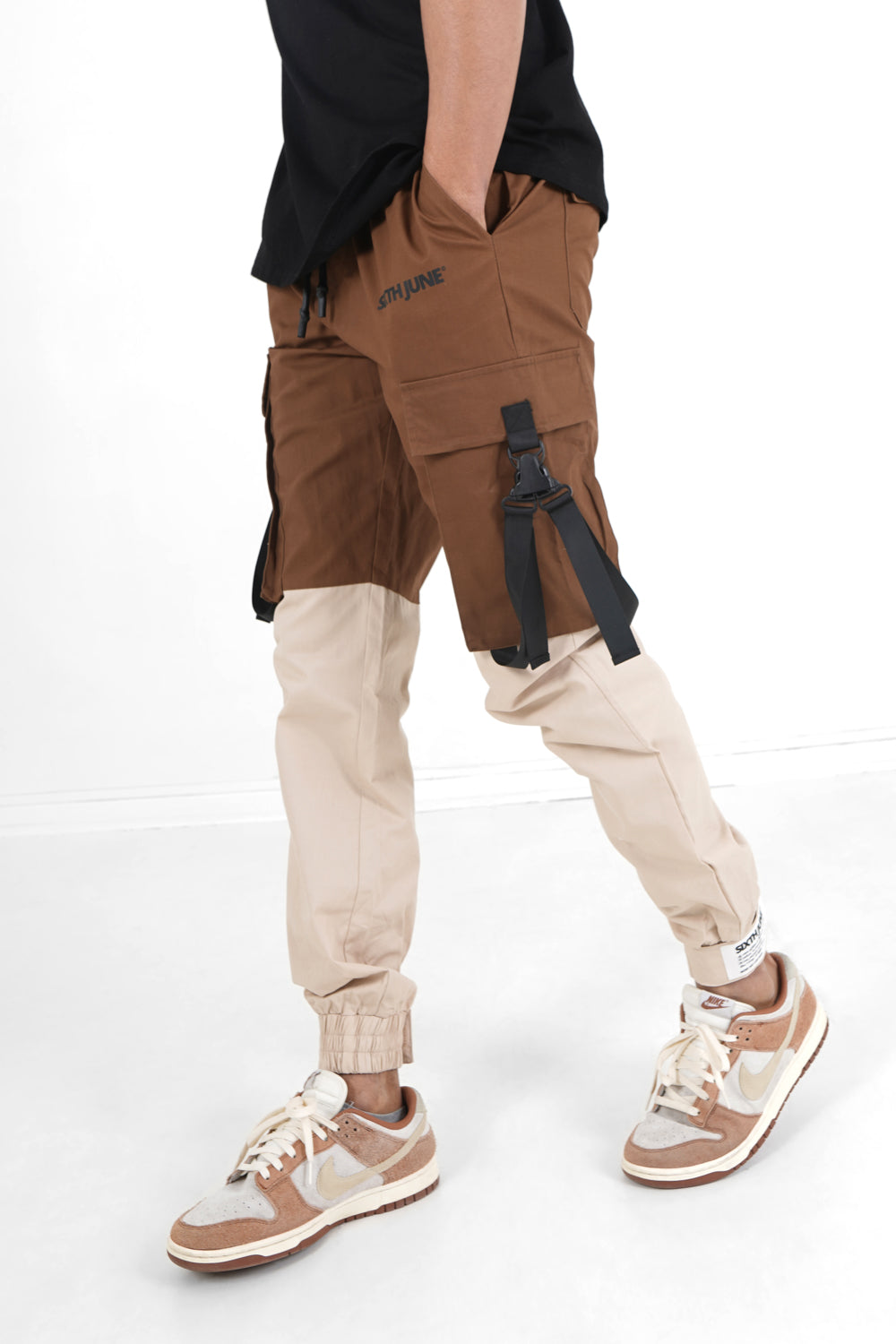 Sixth June - Pantalon cargo bicolore sangles Marron