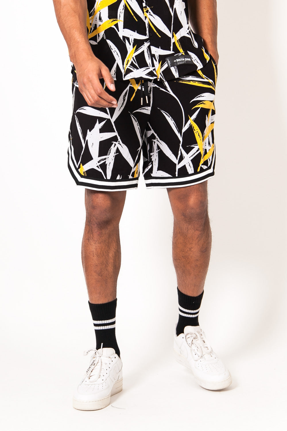 Sixth June - Short palm spring tropical noir