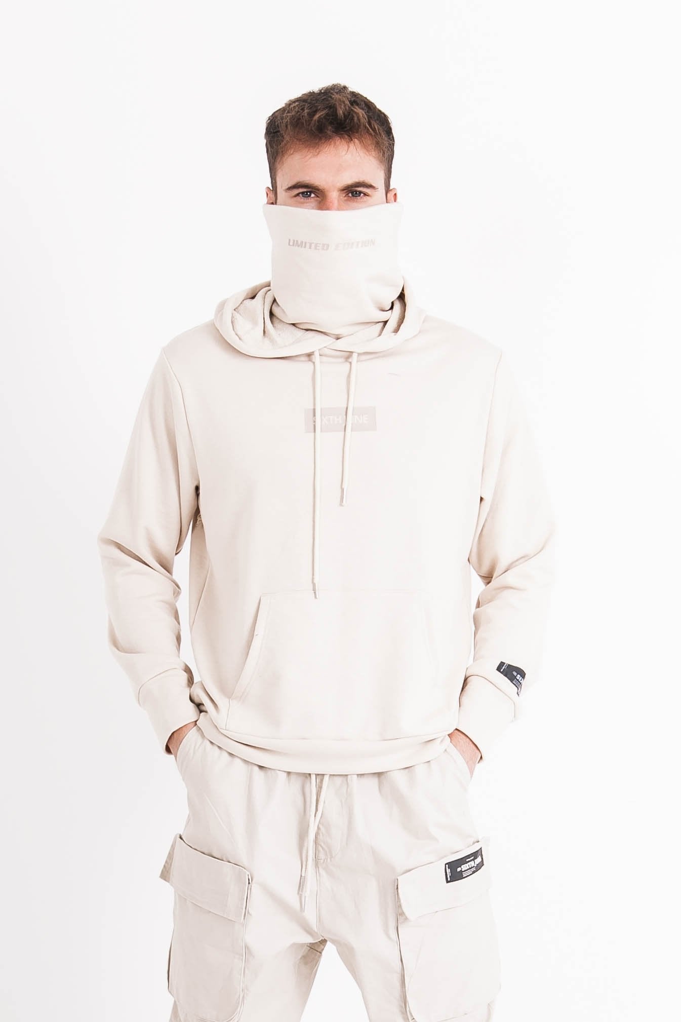 Sixth June - Sweat capuche cache cou intégré Beige clair