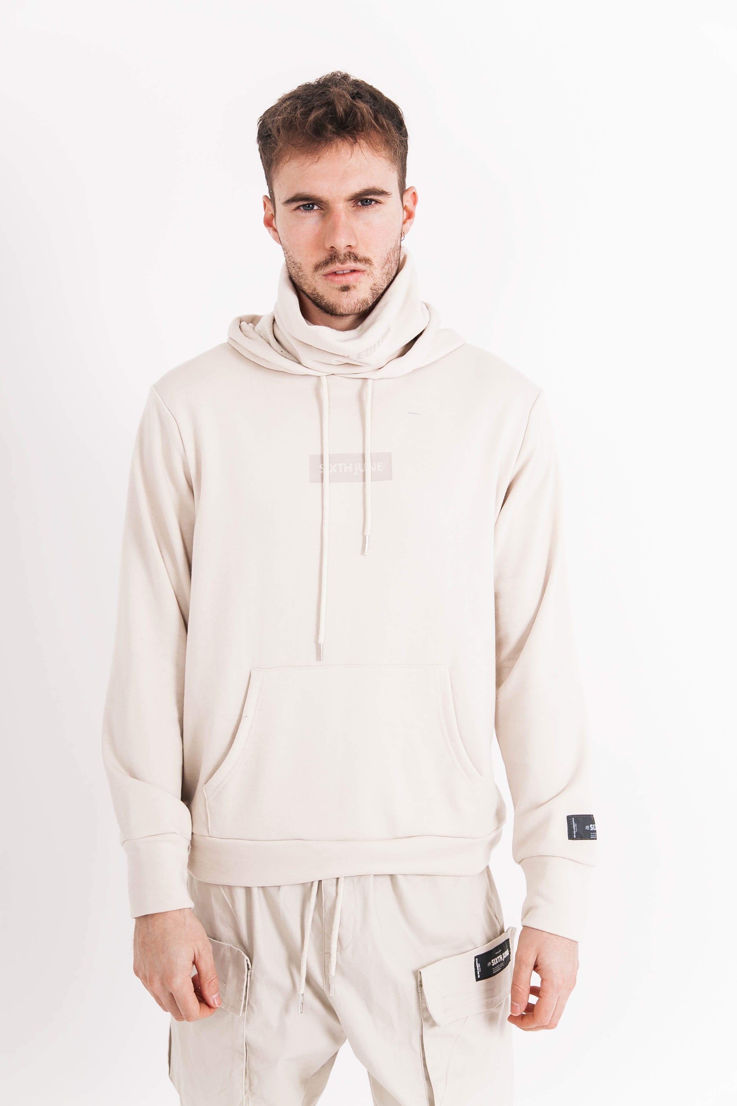 Sixth June - Sweat capuche cache cou intégré Beige clair