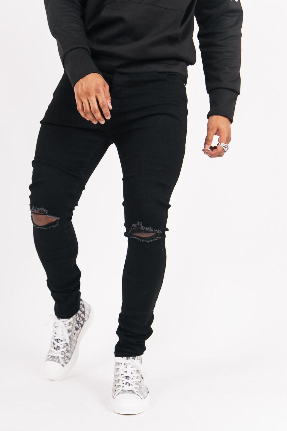 Sixth June - Jean destroy uni Noir