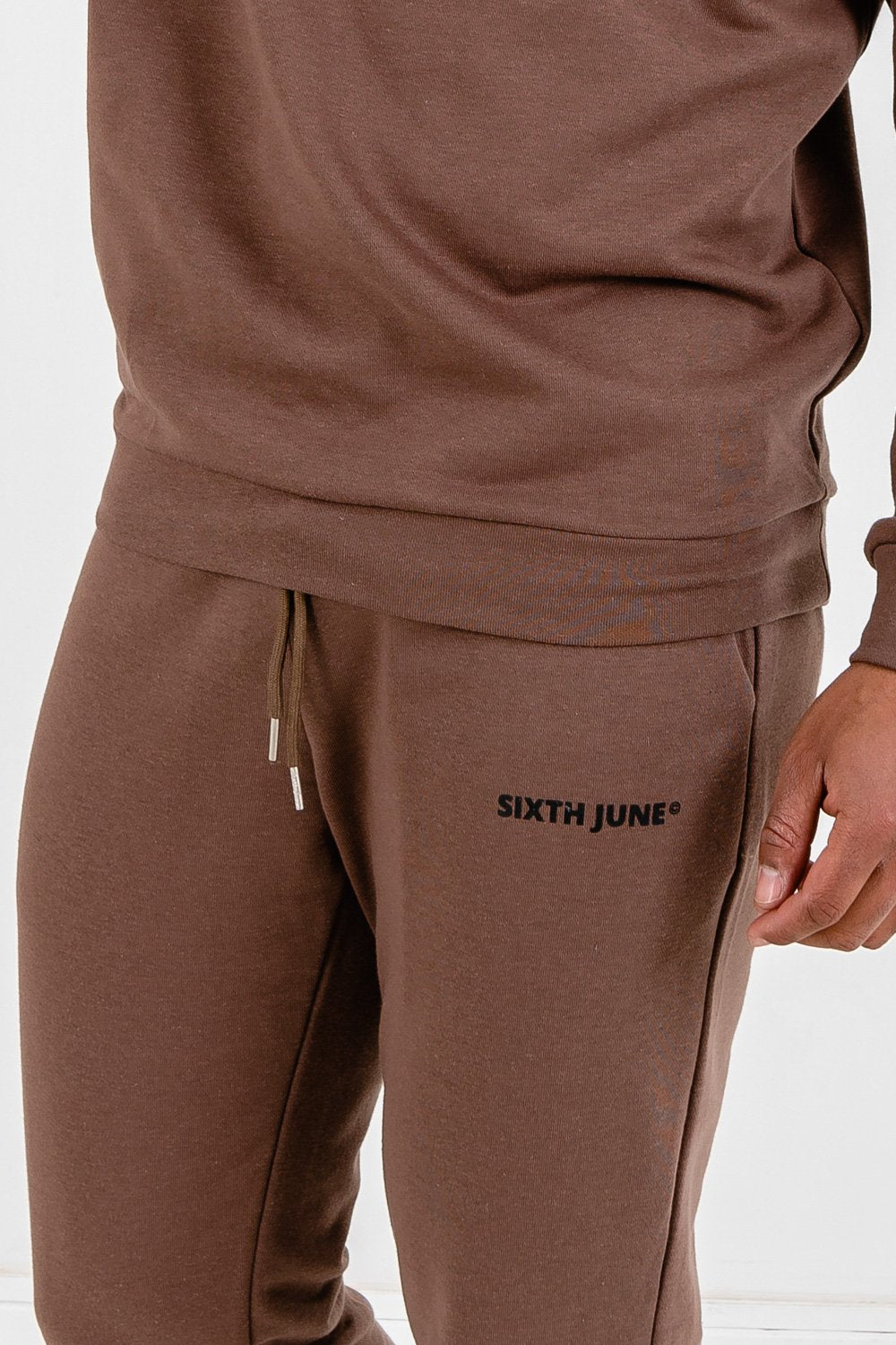 Essential-Jogginghose mit Logo in Braun