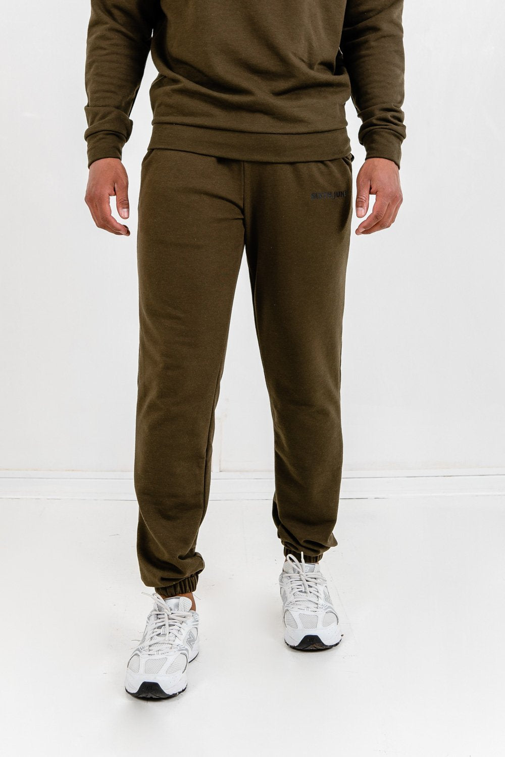 Jogging essential logo Kaki