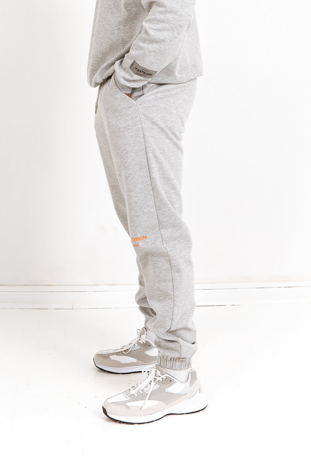 Sixth June - Jogging basique limited edition gris