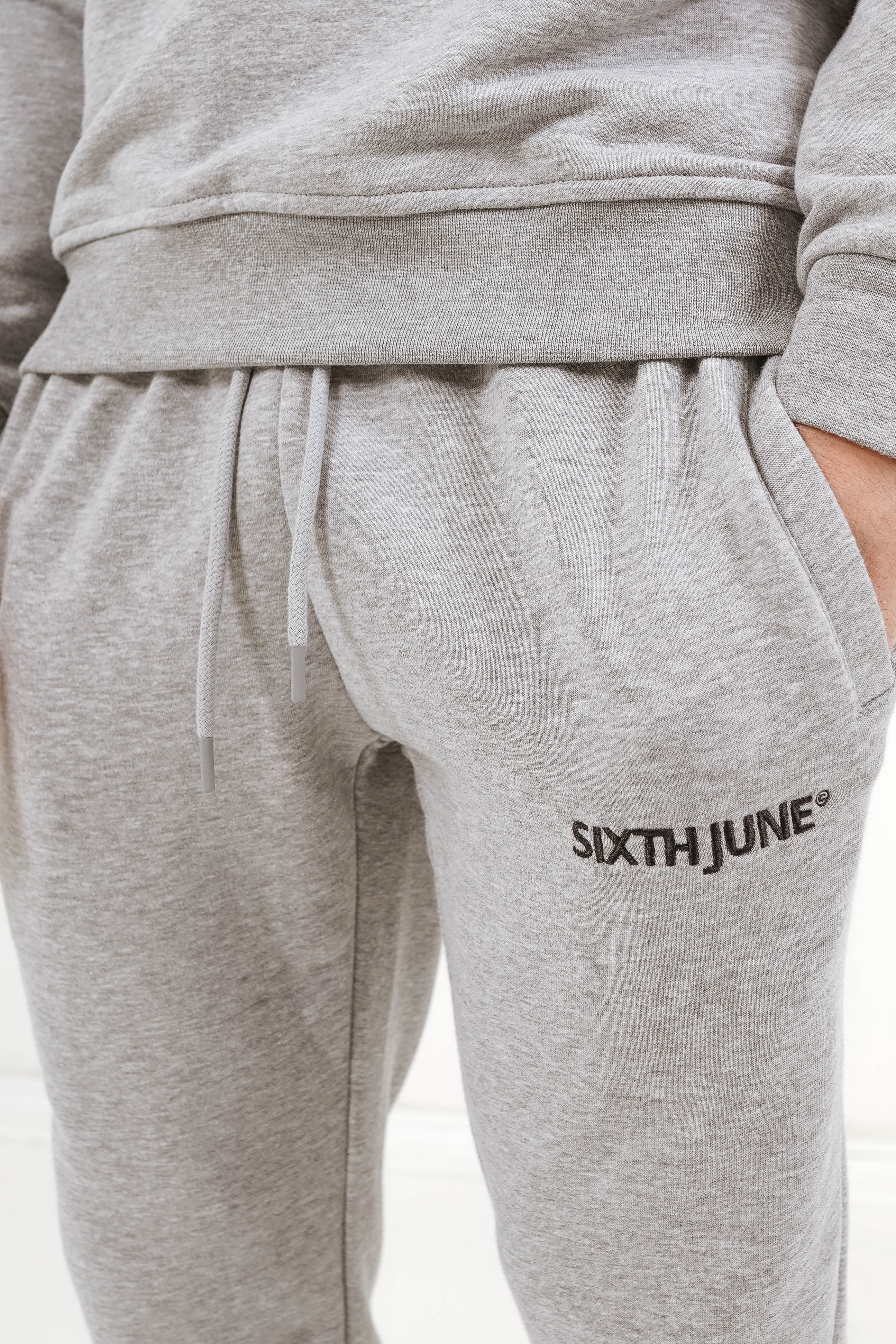 Sixth June - Jogging soft logo brodé Gris