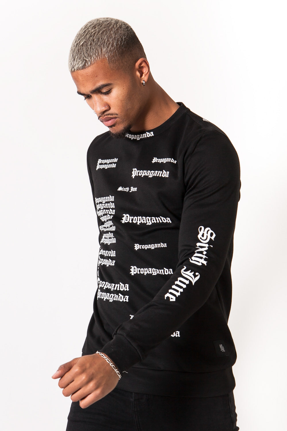 Sixth June - Sweat imprimé propaganda gothic noir