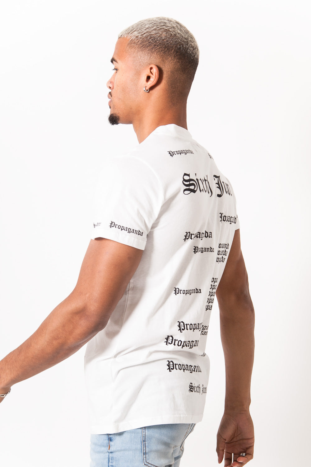 Sixth June - T-shirt imprimé Propaganda gothic blanc