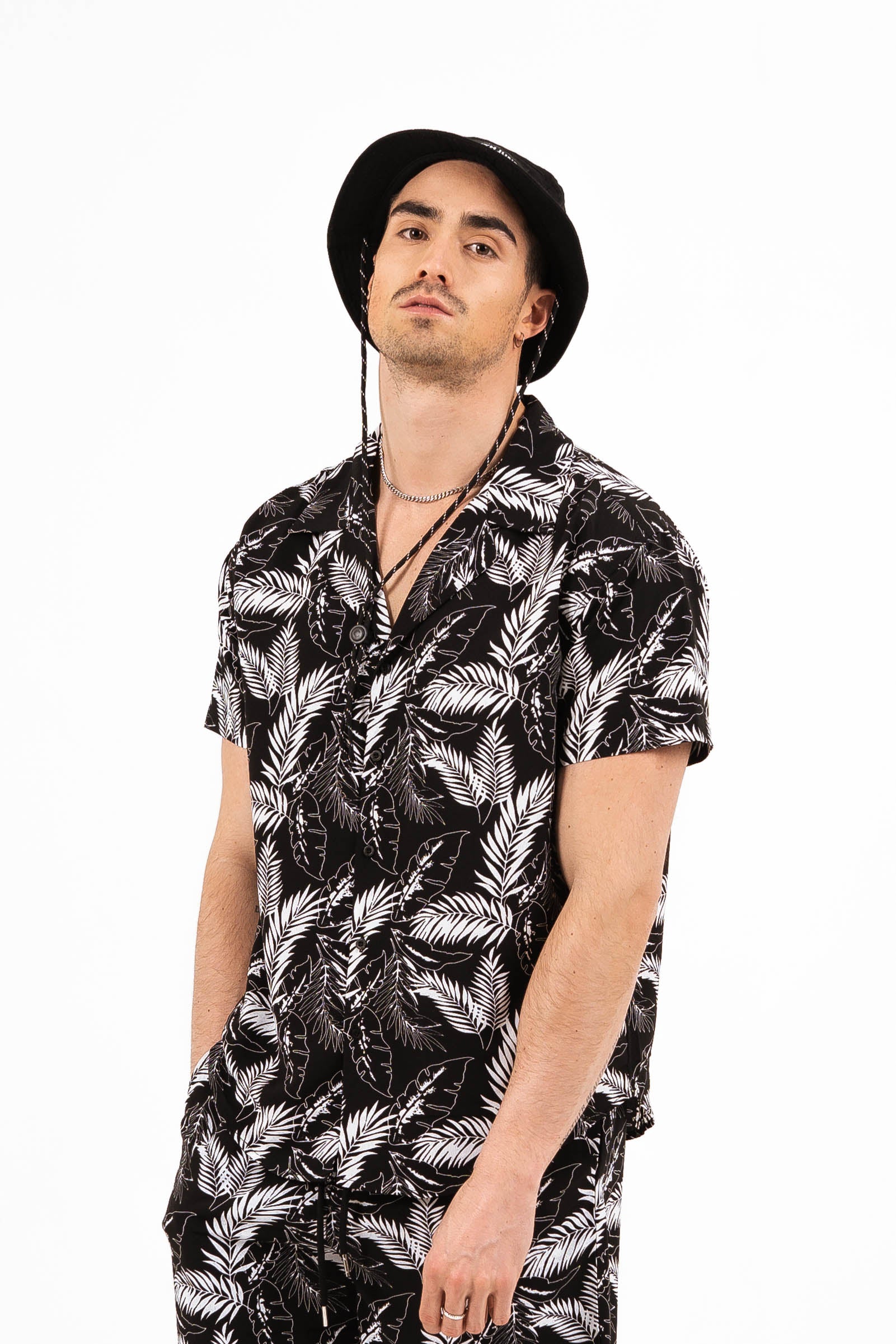 Sixth June - Chemisette tropical décontractée noir