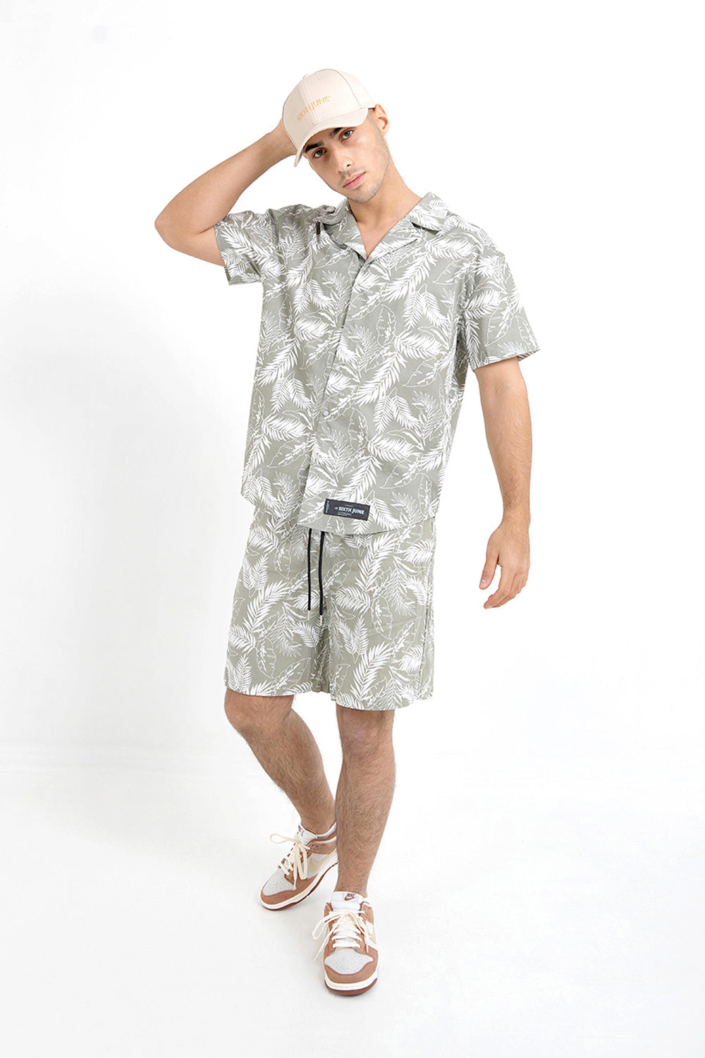 Sixth June - Short tropical Vert kaki