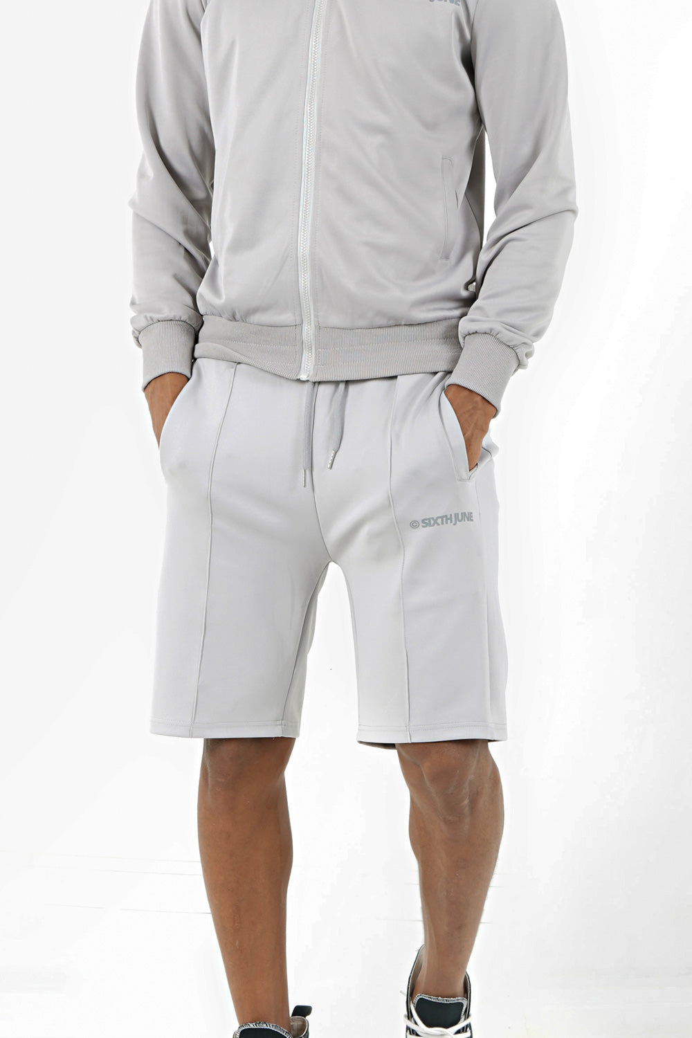 Sixth June - Short sport logo Gris