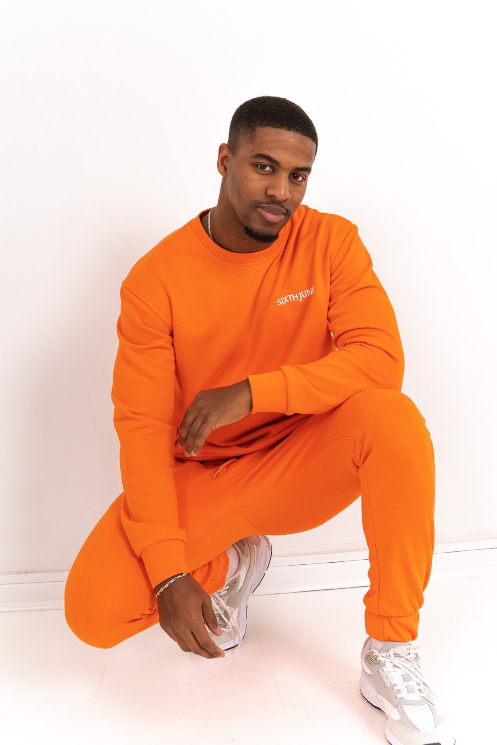 Sixth June - Sweatshirt soft logo brodé Orange