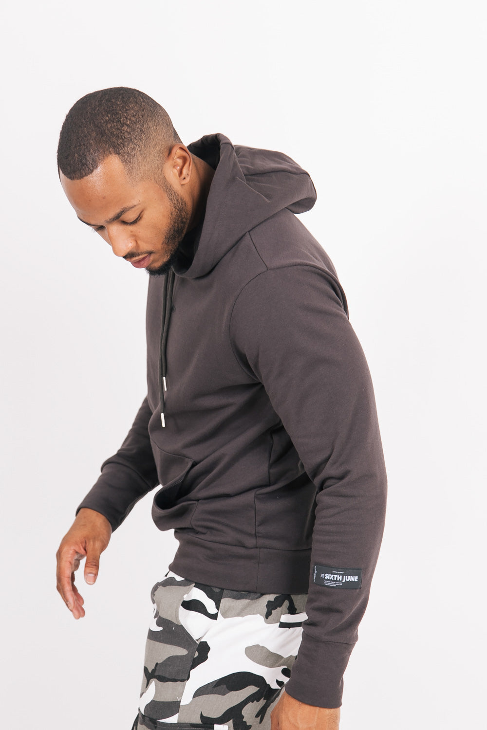 Sixth June - Sweat à capuche basique logo gris foncé