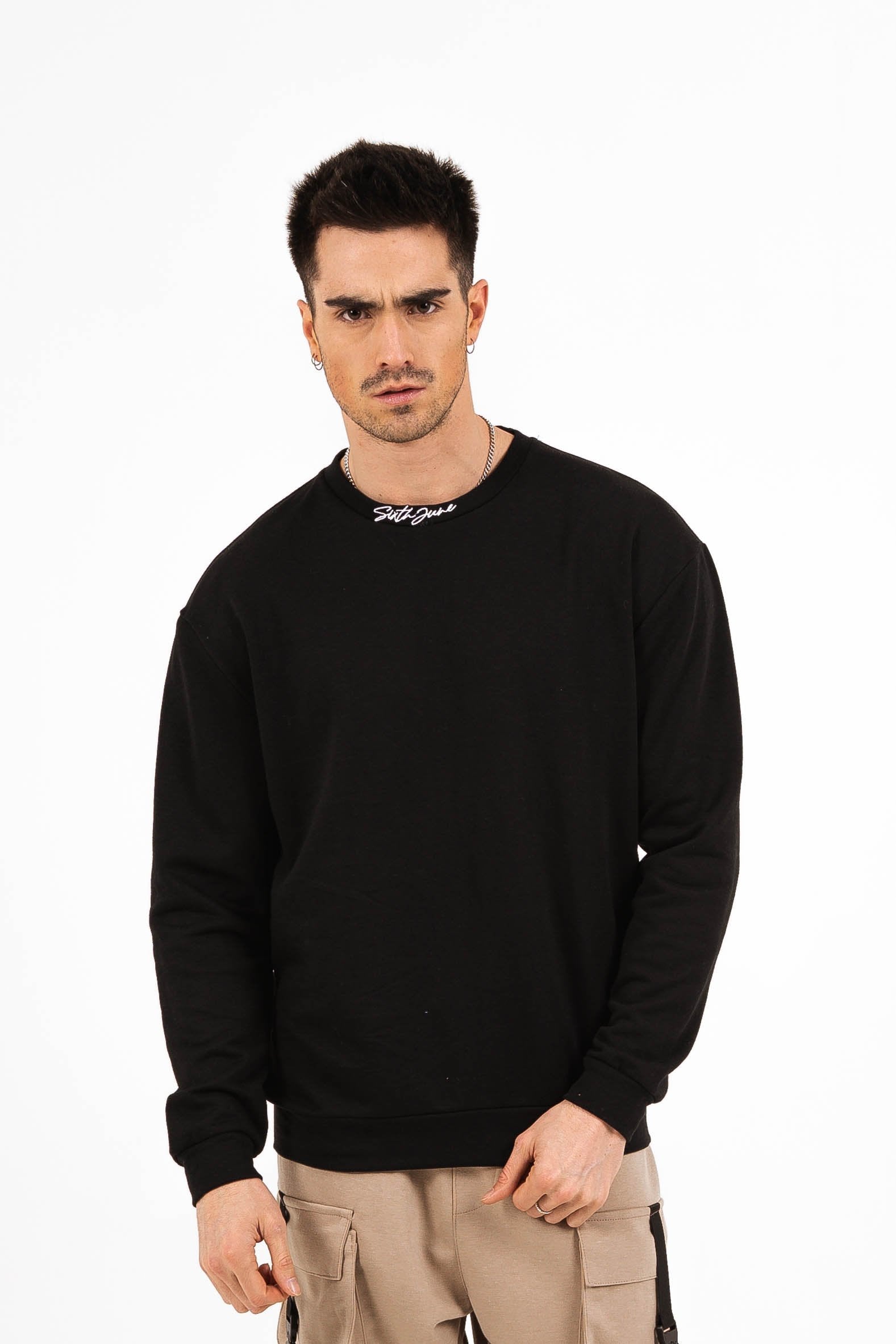 Youth Culture Matters sweater black