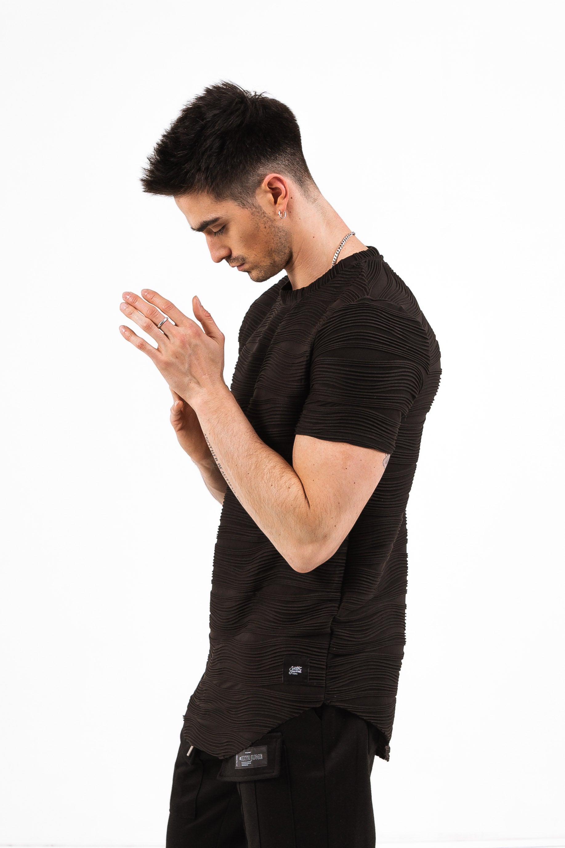 Sixth June - T-shirt relief noir