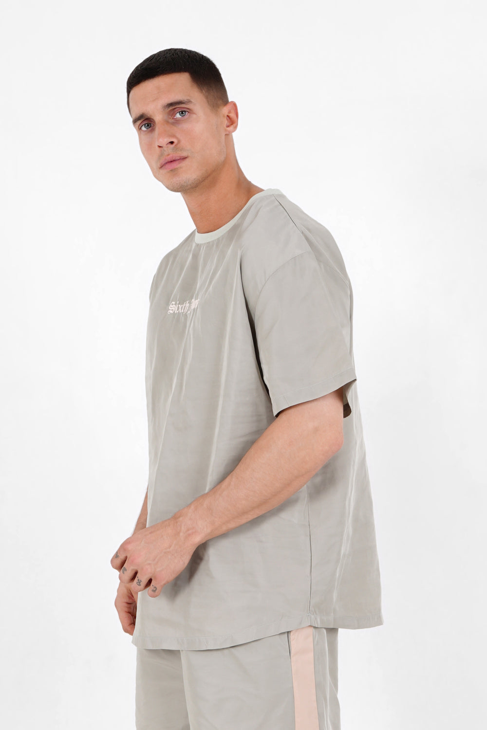 Sixth June - T-shirt oversize gothique Vert clair