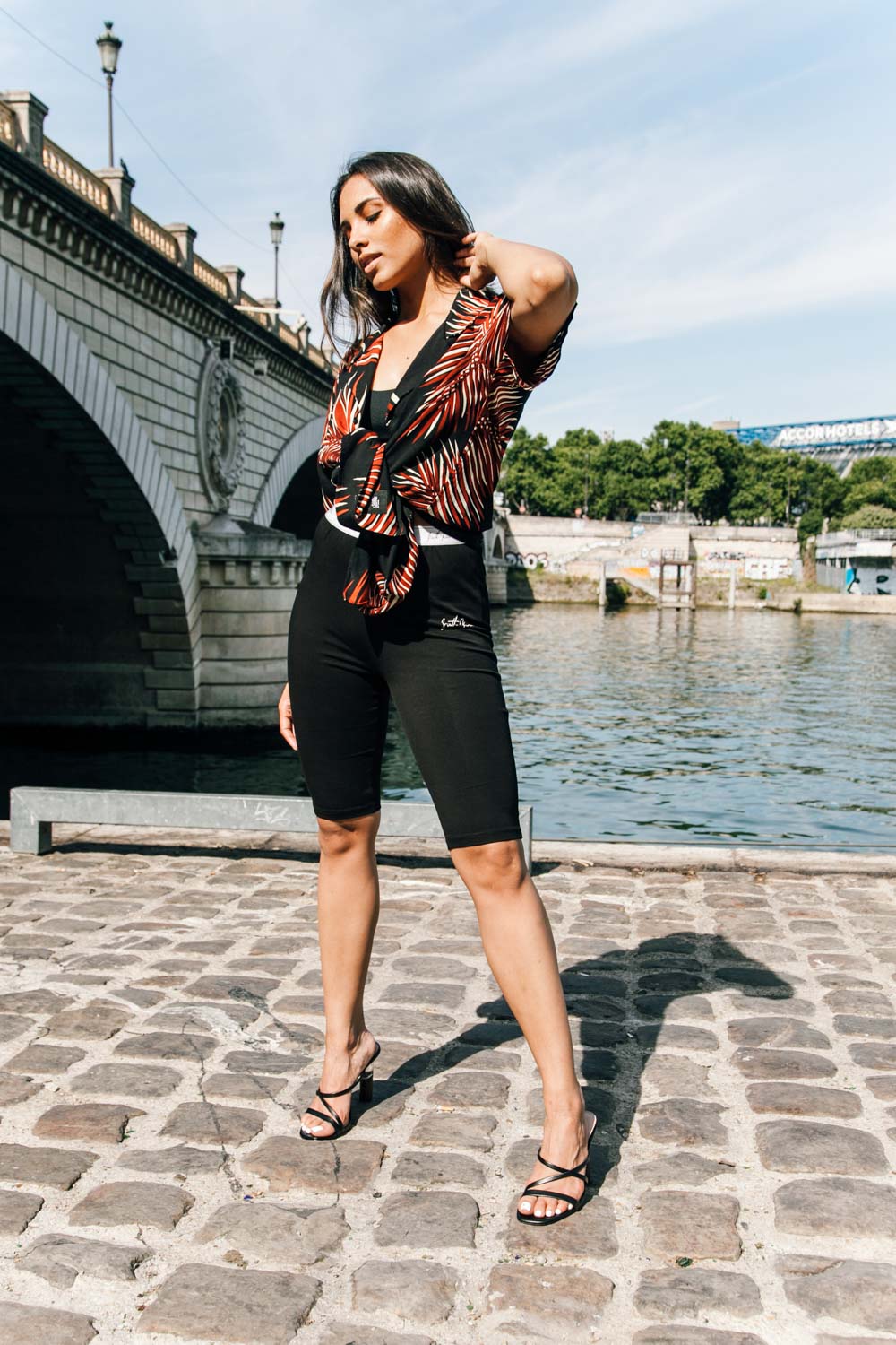 Sixth June - Chemisette large feuilles palmiers noir rouge