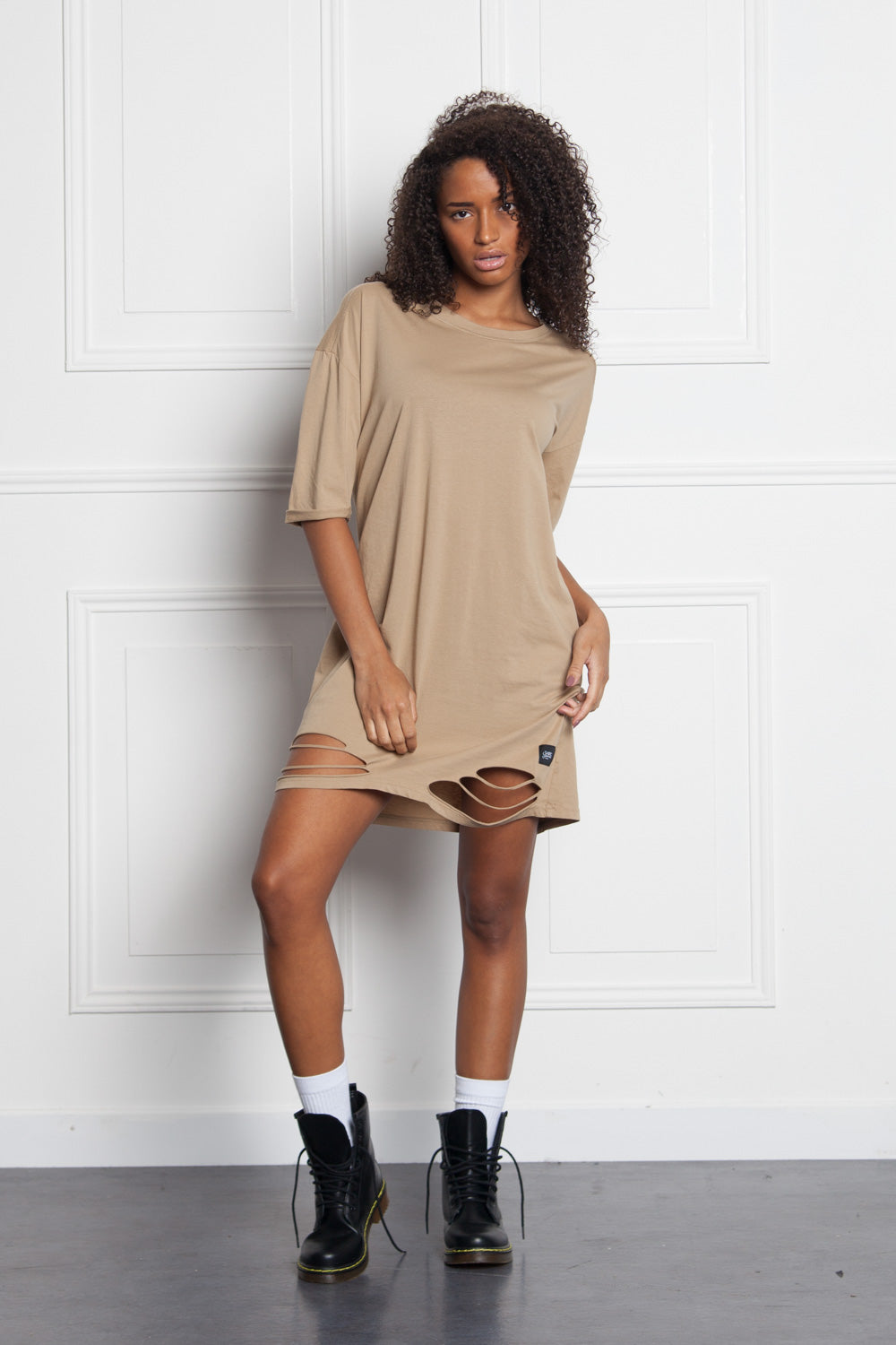 Sixth June - Robe t-shirt déchirée beige W2371VDR