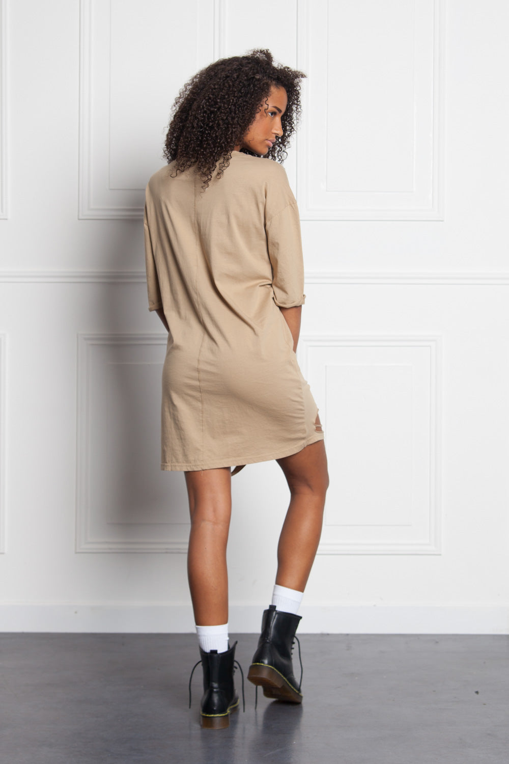 Sixth June - Robe t-shirt déchirée beige W2371VDR