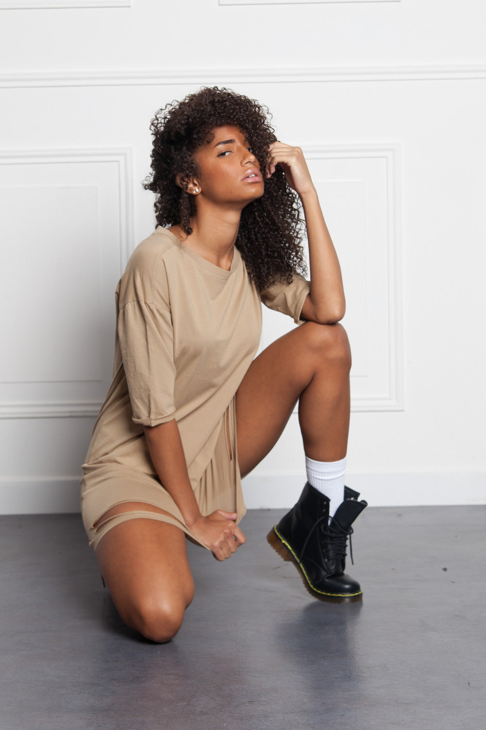 Sixth June - Robe t-shirt déchirée beige W2371VDR