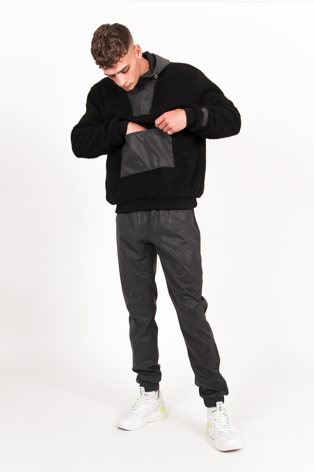 Sixth June - Sweat sherpa poche réfléchissante noir