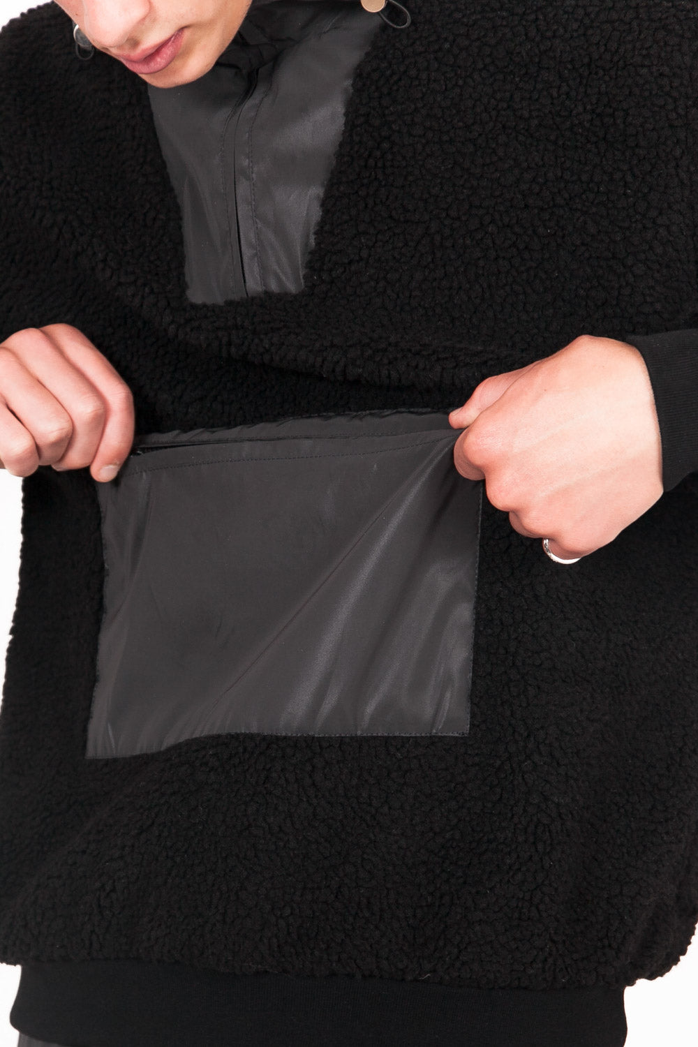 Sixth June - Sweat sherpa poche réfléchissante noir