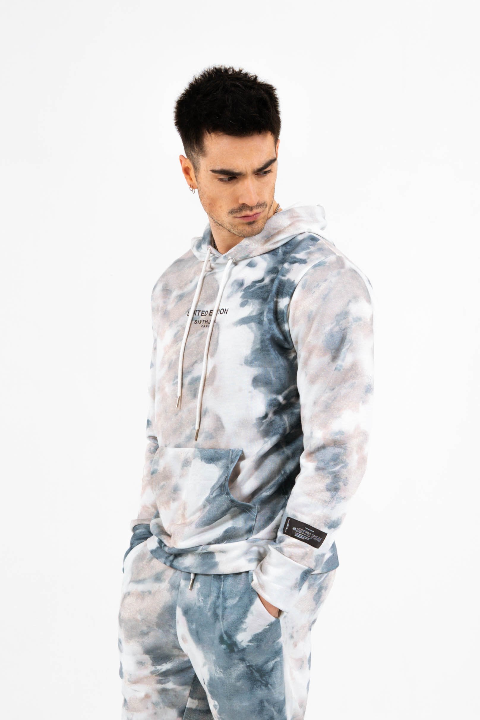 Sixth June - Sweat capuche tie dye Limited Edition Bleu clair