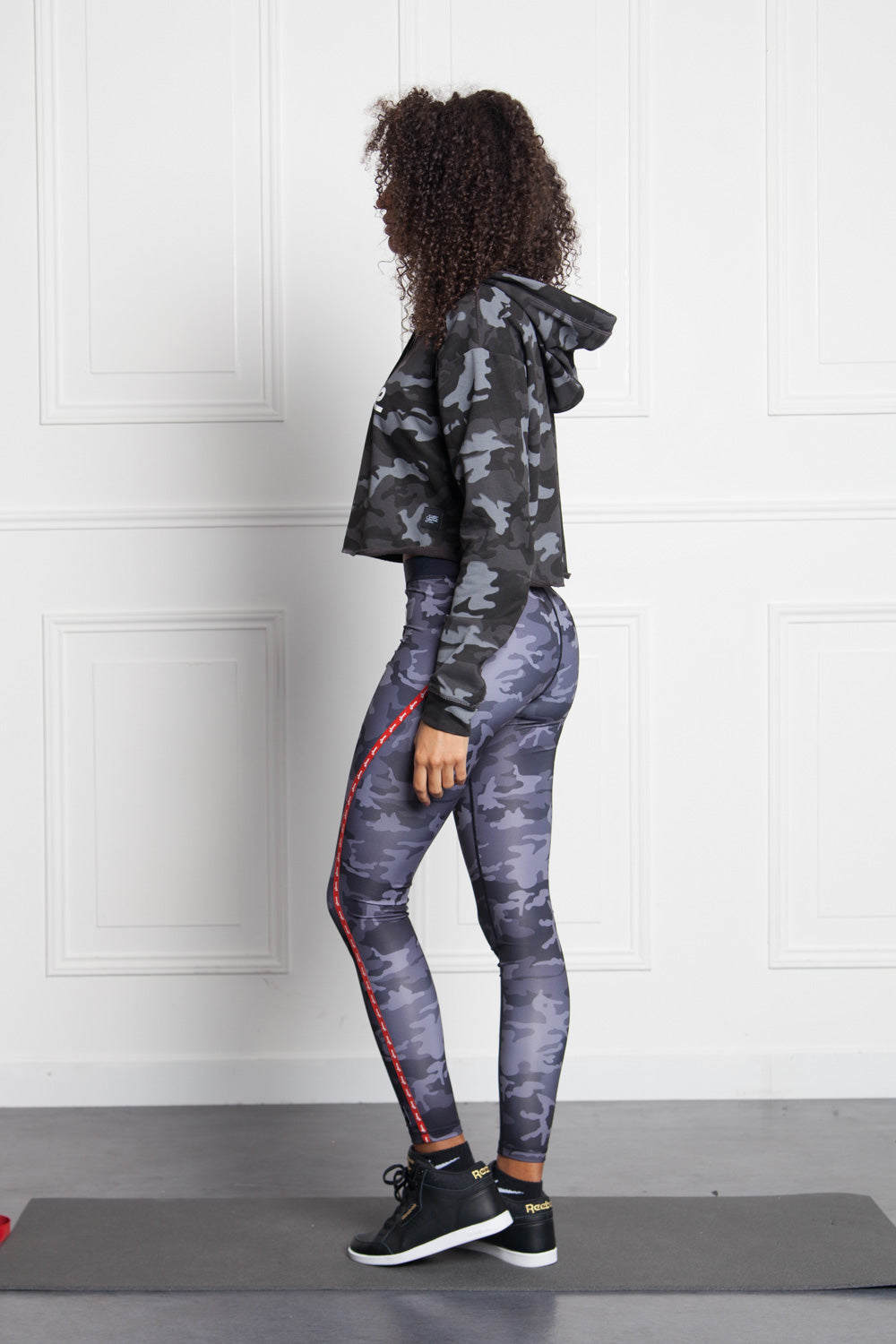 Sixth June - Sweat capuche court camouflage Sport noir W2385VSW