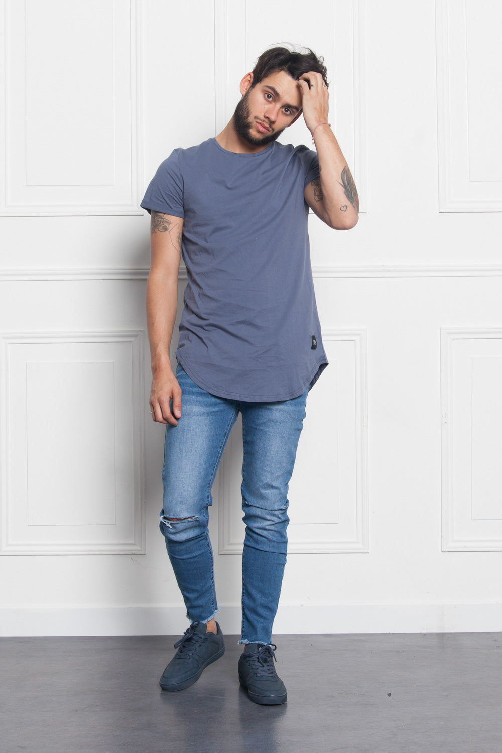 Sixth June - T-shirt bas arrondi bleu foncé