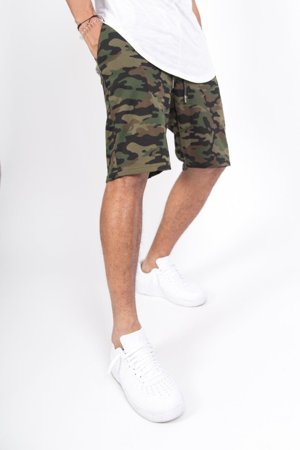 Sixth June - Short camouflage sport vert