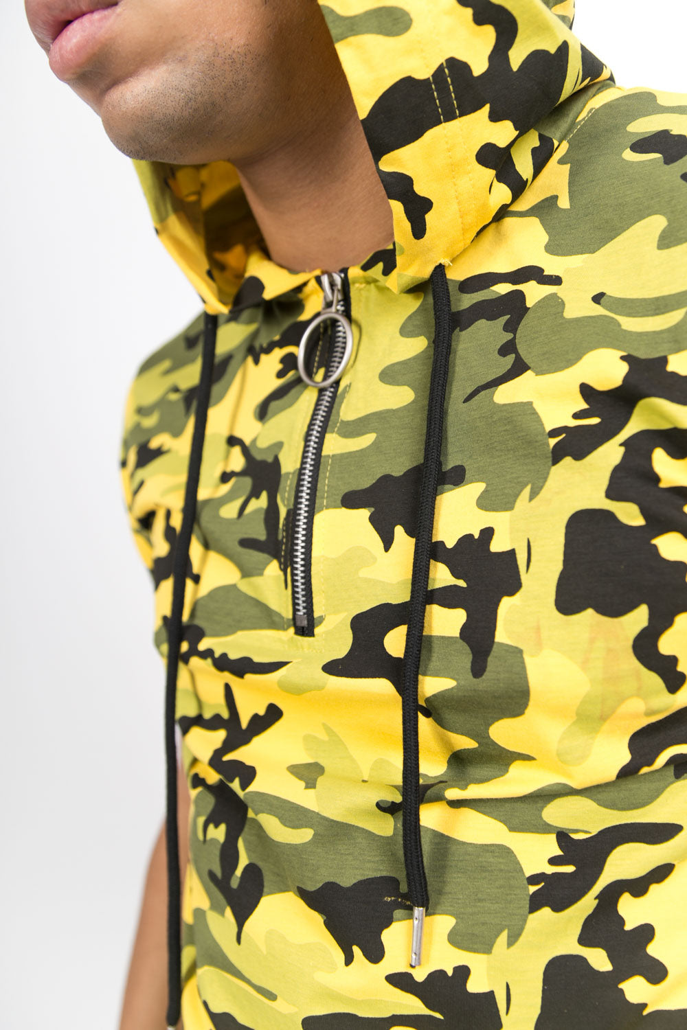 Sixth June - T-shirt camouflage capuche zips jaune