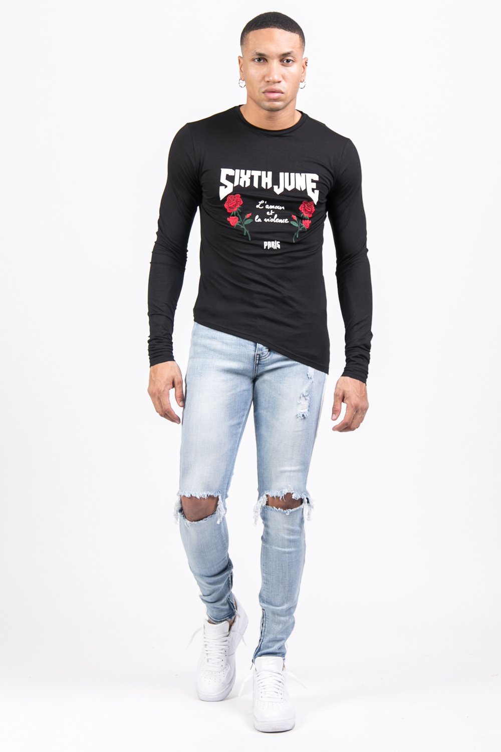 Schwarzes, langärmliges T-Shirt „Love Violence“.